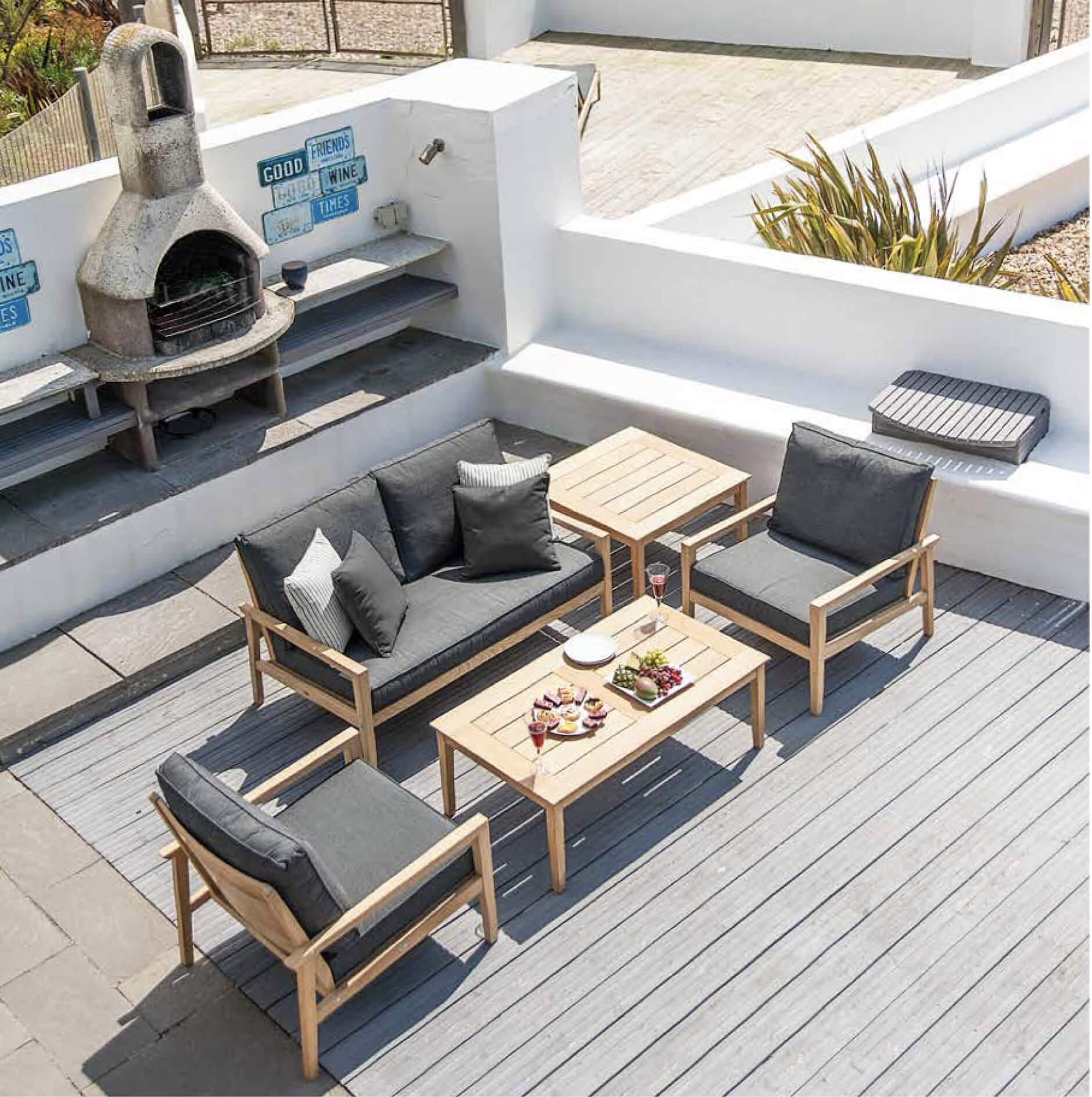 outdoor fireplace