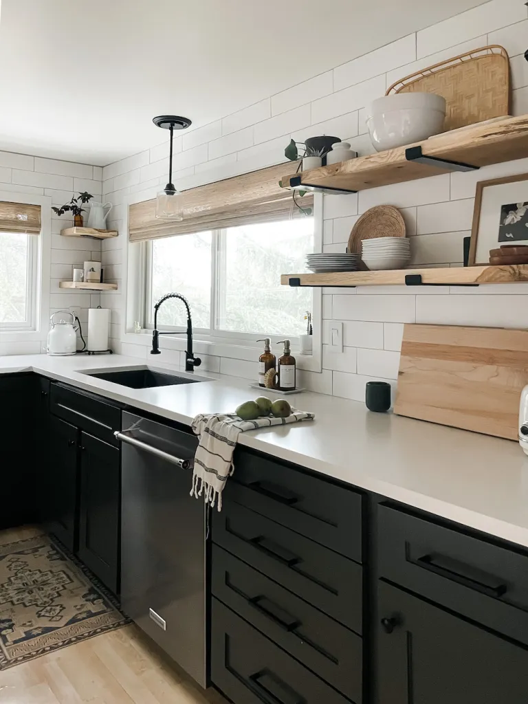Quartz Countertops Have Low Maintenance Cost
