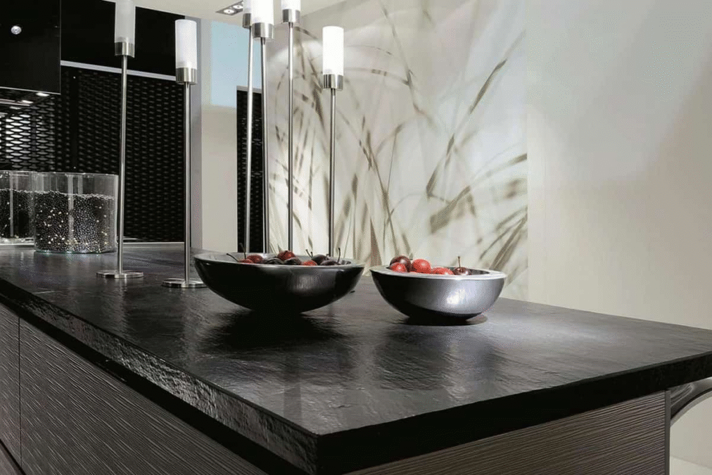 Black- for a luxurious atmosphere